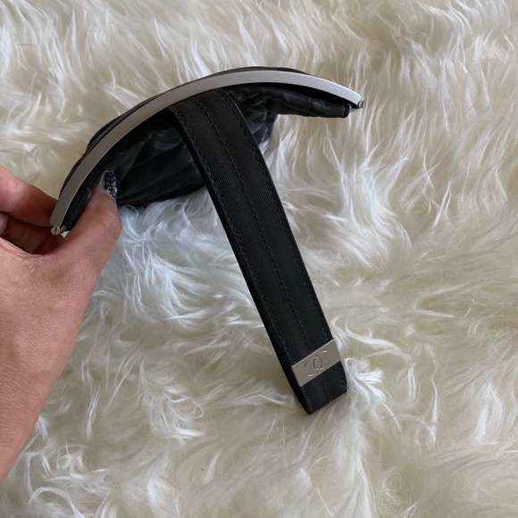 🌴Quilted Vintage Chanel Wristlet Nylon - Picture 7 of 8